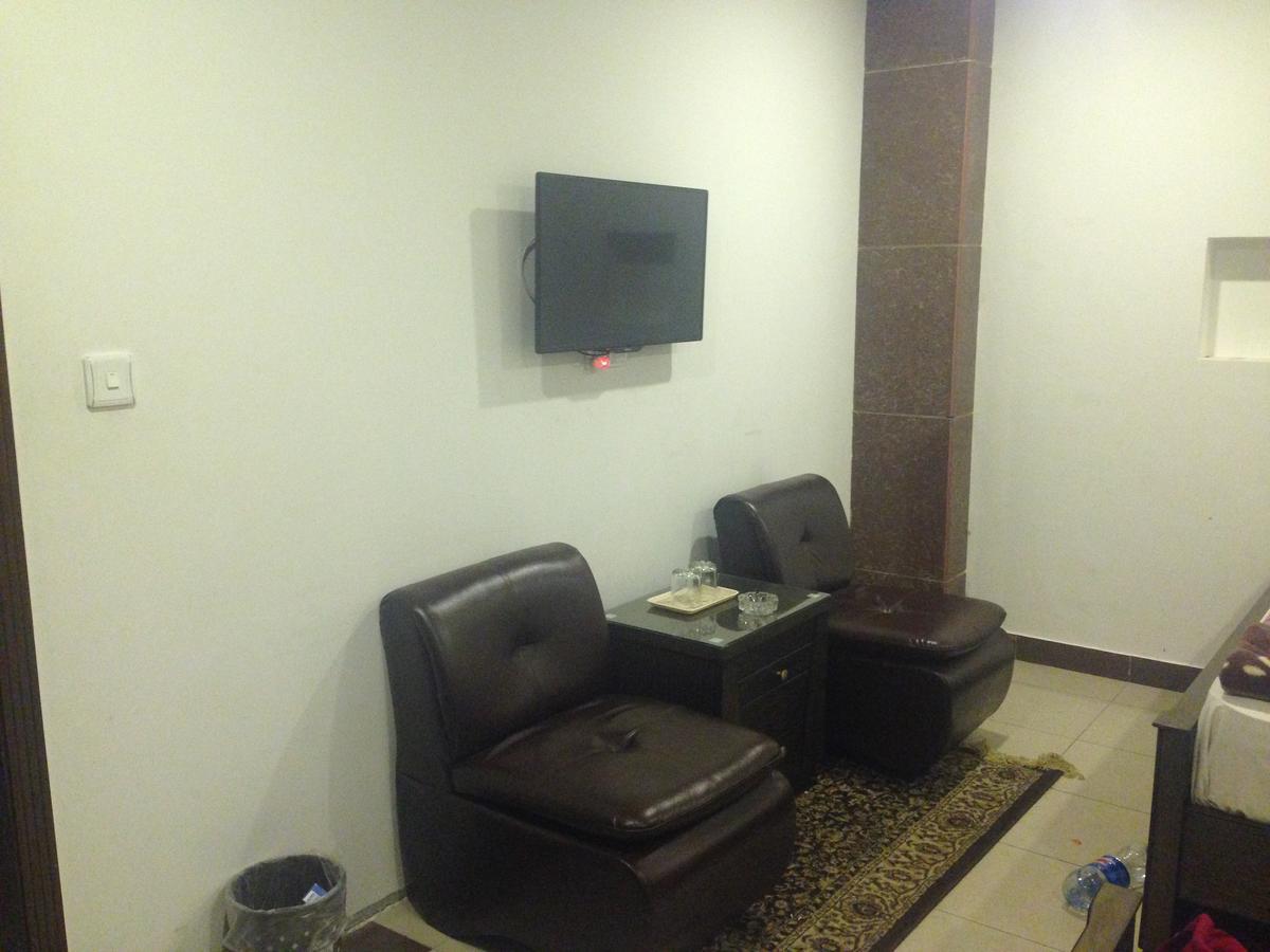 The Smart Hotel Murree Ngoại thất bức ảnh