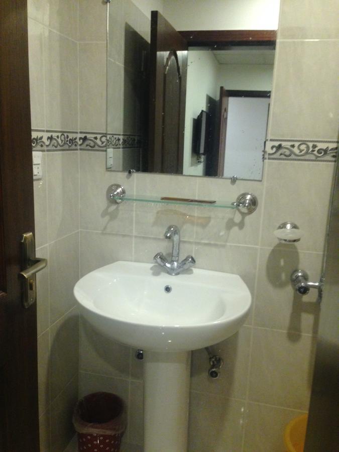 The Smart Hotel Murree Ngoại thất bức ảnh